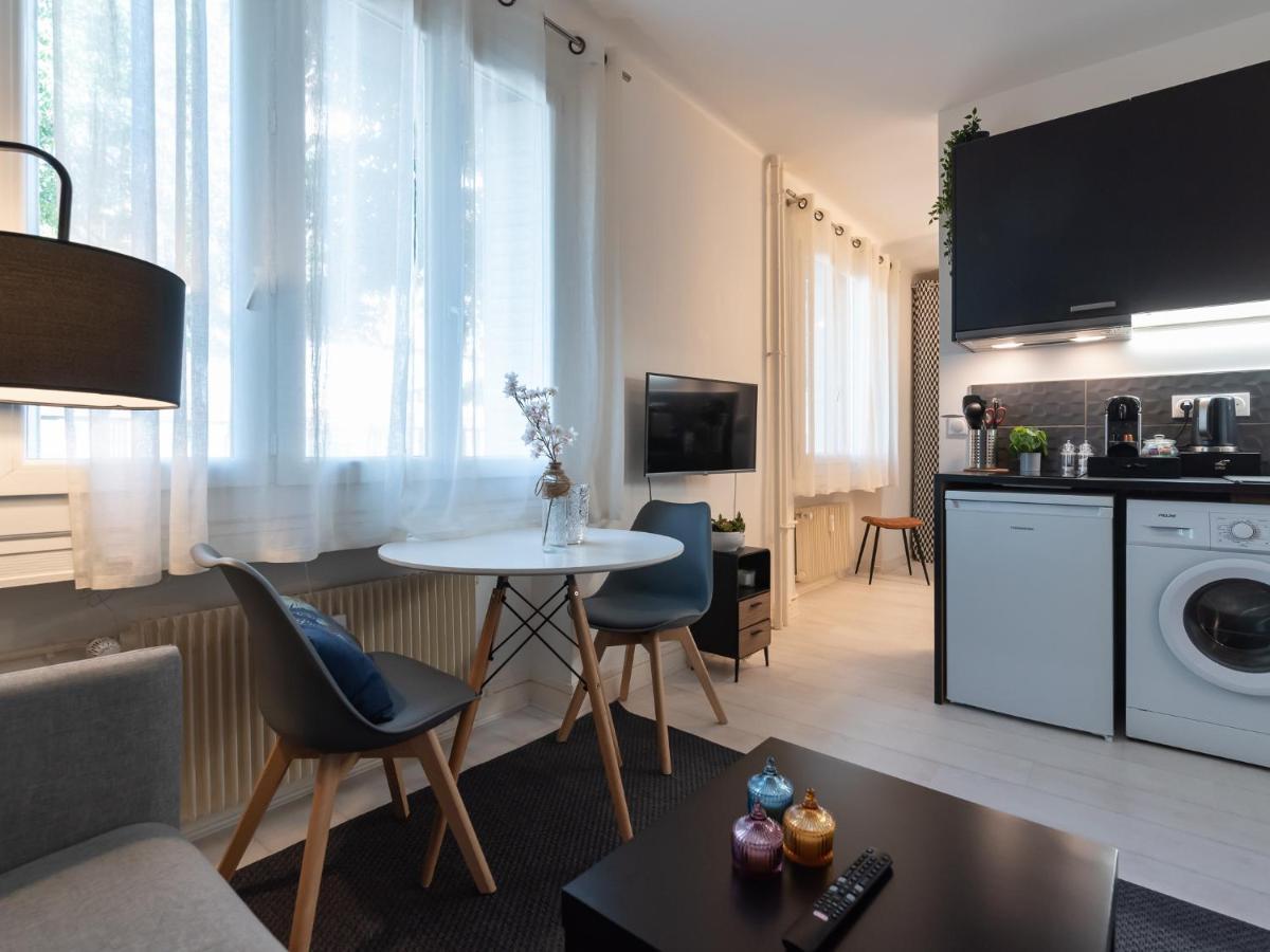 Appartamento studio cosy proche Lyon part dieu Villeurbanne Esterno foto